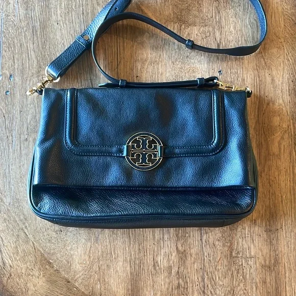 Tory Burch Amanda fold over crossbody bag - Picture 2 of 4